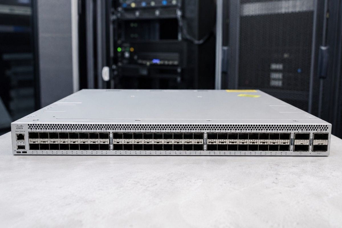 Cisco Catalyst C9500-48Y4C-A Review: Enterprise Core and Aggregation Switching Guide